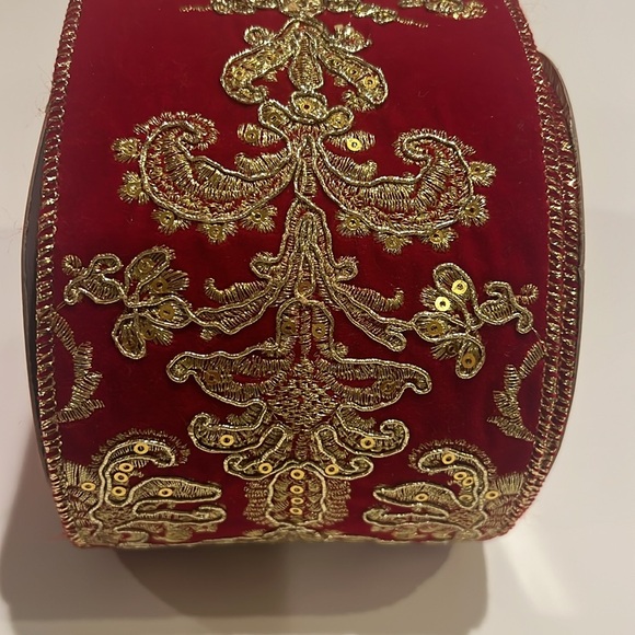 🆕 Mark Roberts /Katherine’s Collection / Mackenzie Childs??Christmas Red Ribbon - Picture 5 of 6